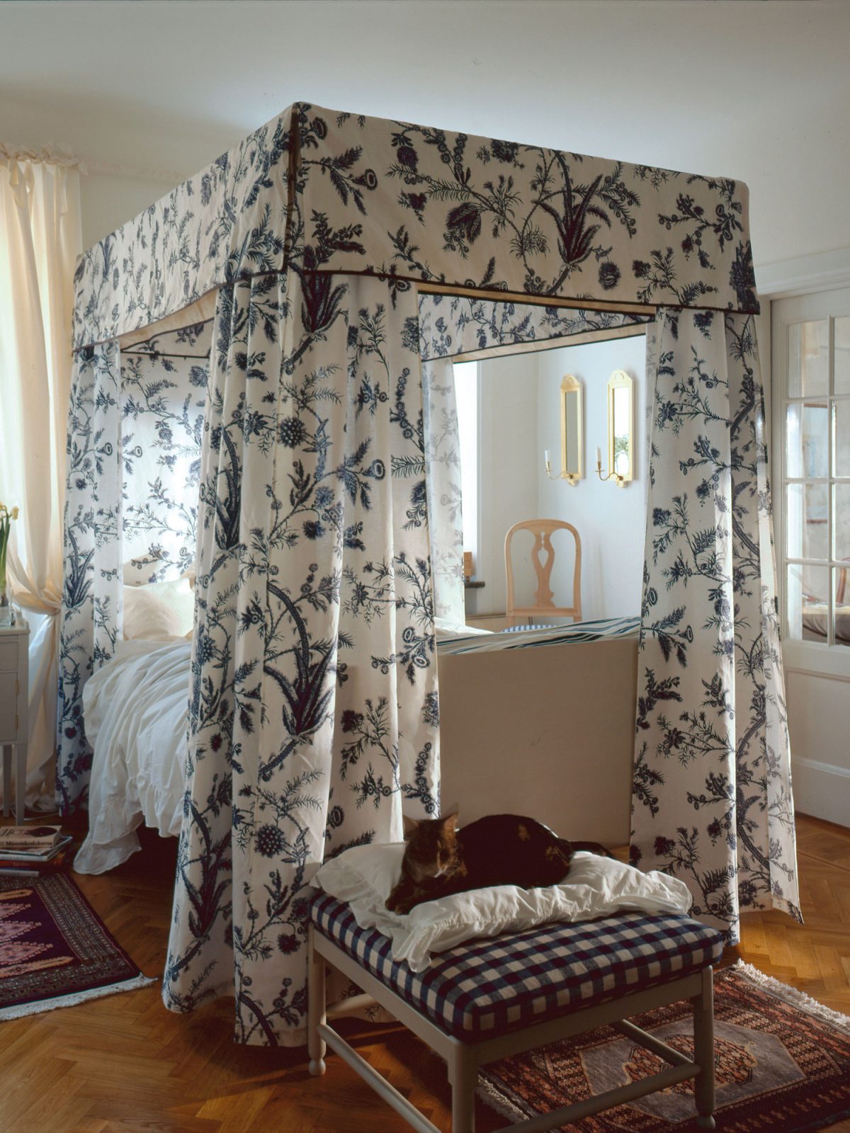 Newly produced canopy bed in Gustavian style, light grey with blue and white check roof and fabric canopy.